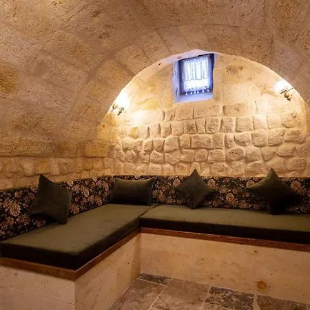 Lagoon Cave * Ürgüp