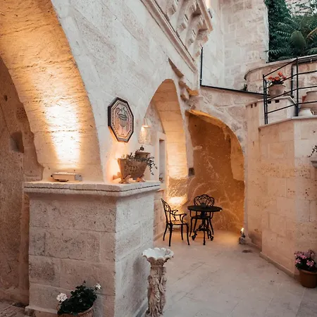 Lagoon Cave * Ürgüp